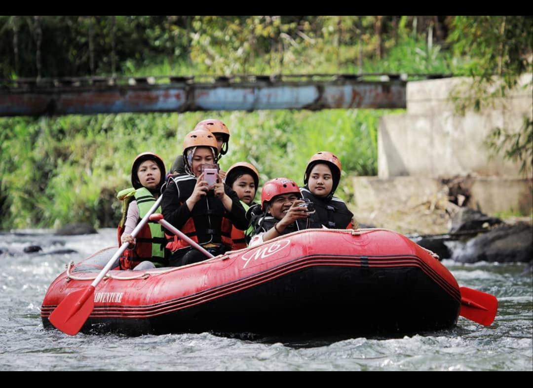 Rumah Gadang Simarasok Baso Bagian luar foto